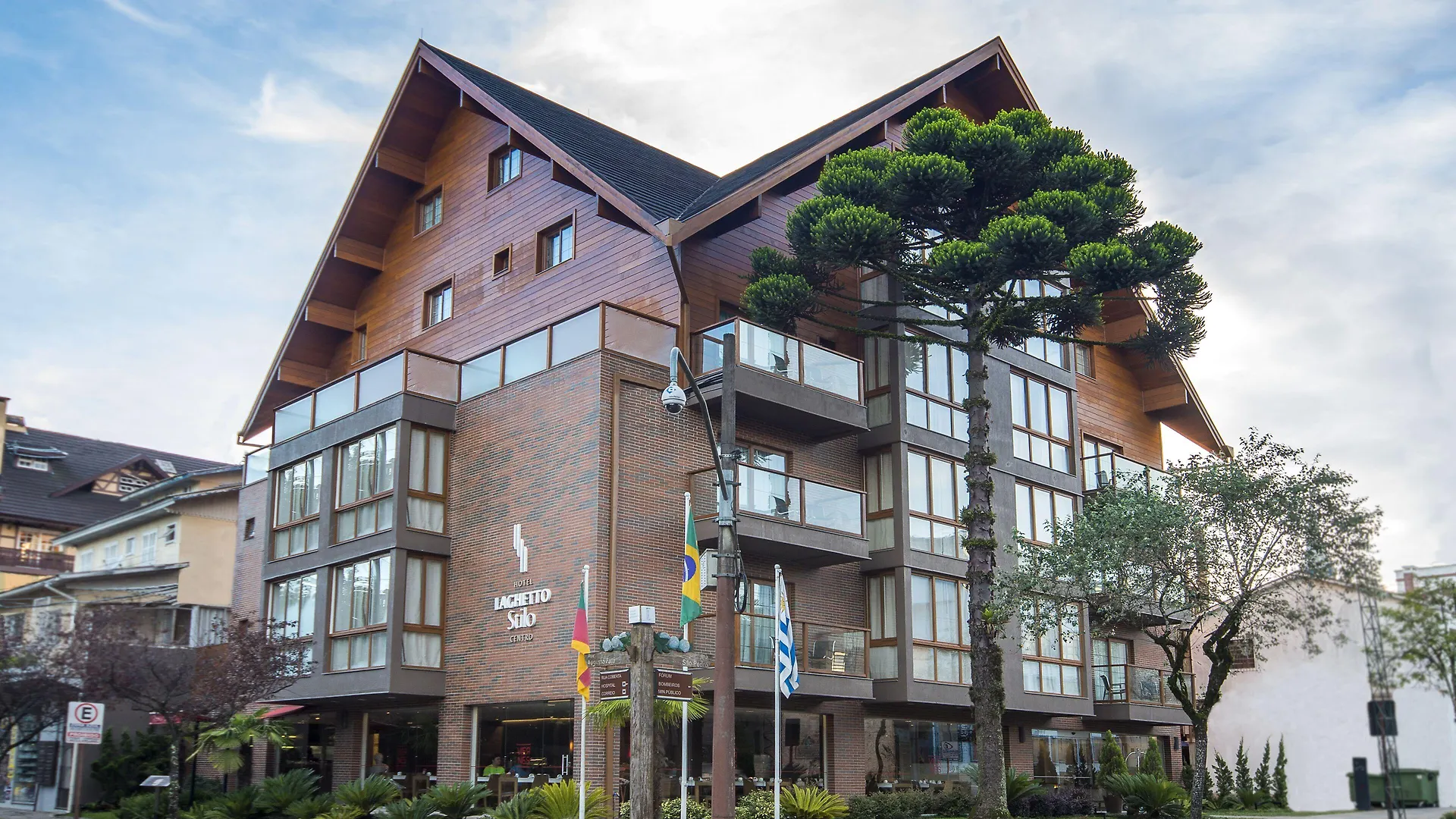 Onde Ficar Perto do Mini Mundo: 5 Hotéis Laghetto em Gramado