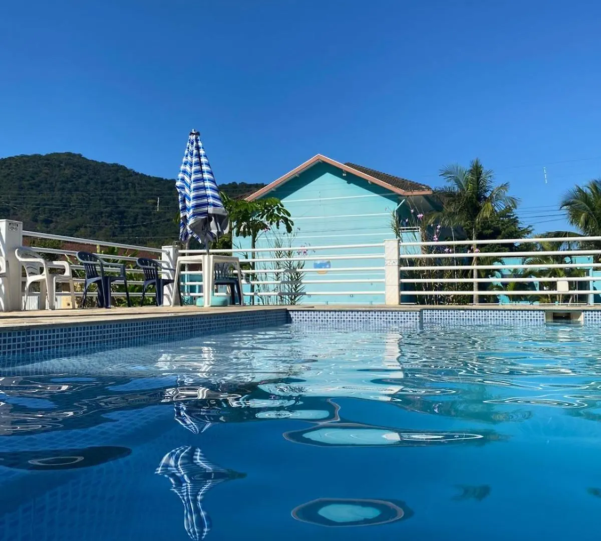 5 Hotéis 3 Estrelas Perto da Praia da Sununga em Ubatuba