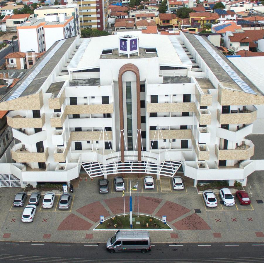 Perto da Passarela do Caranguejo: 4 Hotéis de Design Comparados